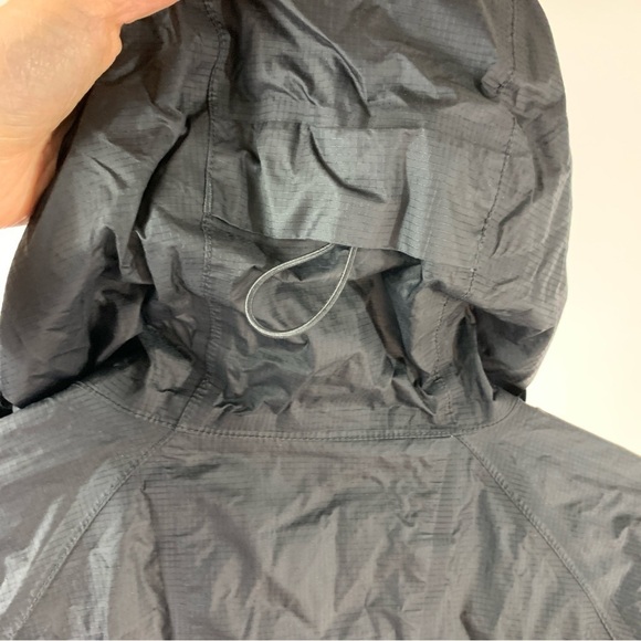 The North Face HyVent 2.5L Venture Black Rain Jacket Medium M - Picture 11 of 16